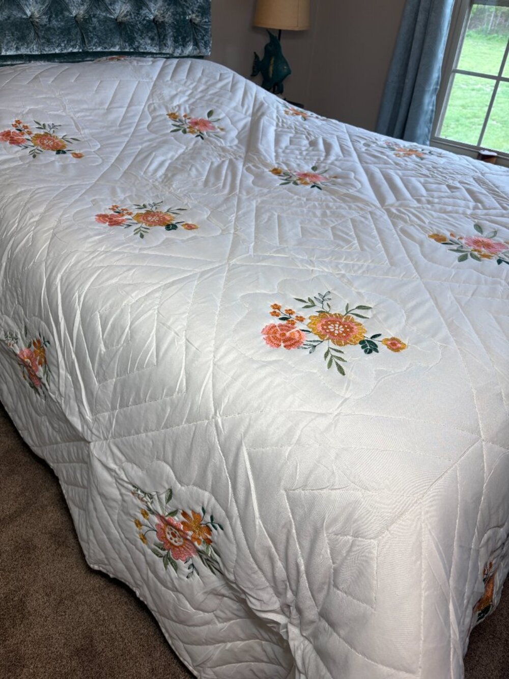 Vintage King Comforter Embroidered NIB 108 x 96 in.